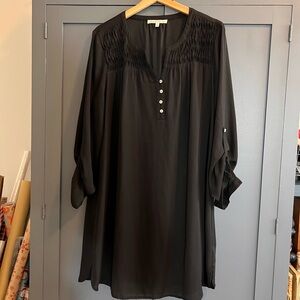 Daniel  Rainn black dress